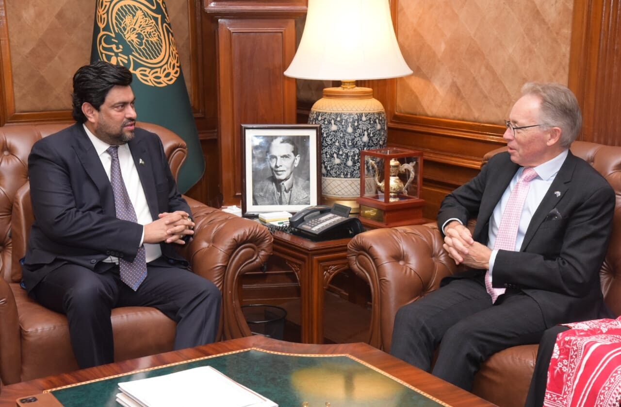 Australian High Commissioner calls on Governor Sindh