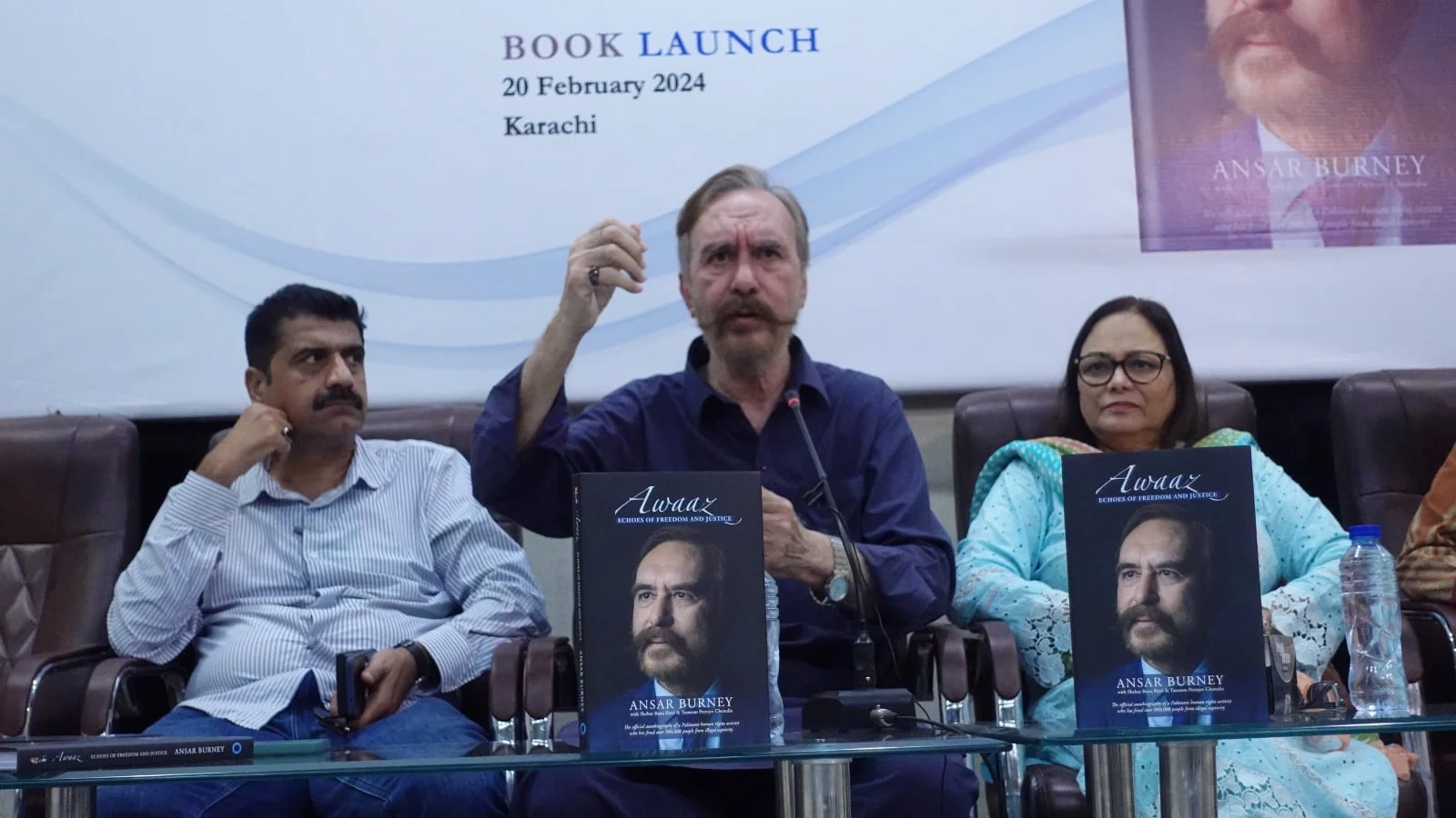 Ansar Burney Releases Autobiography ‘Awaaz