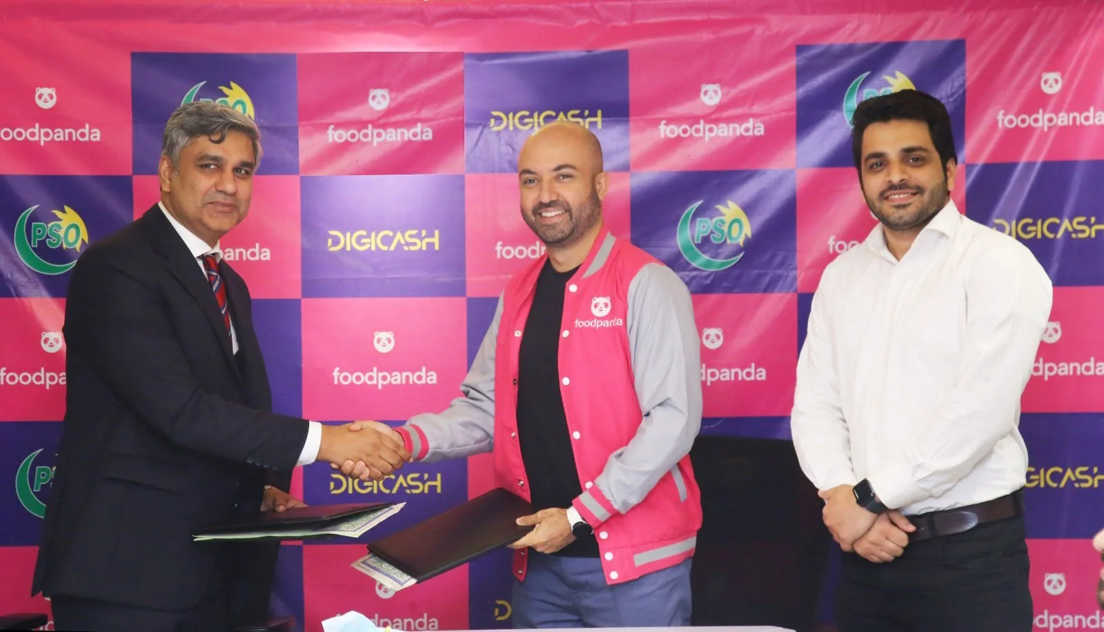 PSO DIGICASH announces strategic partnership with foodpanda