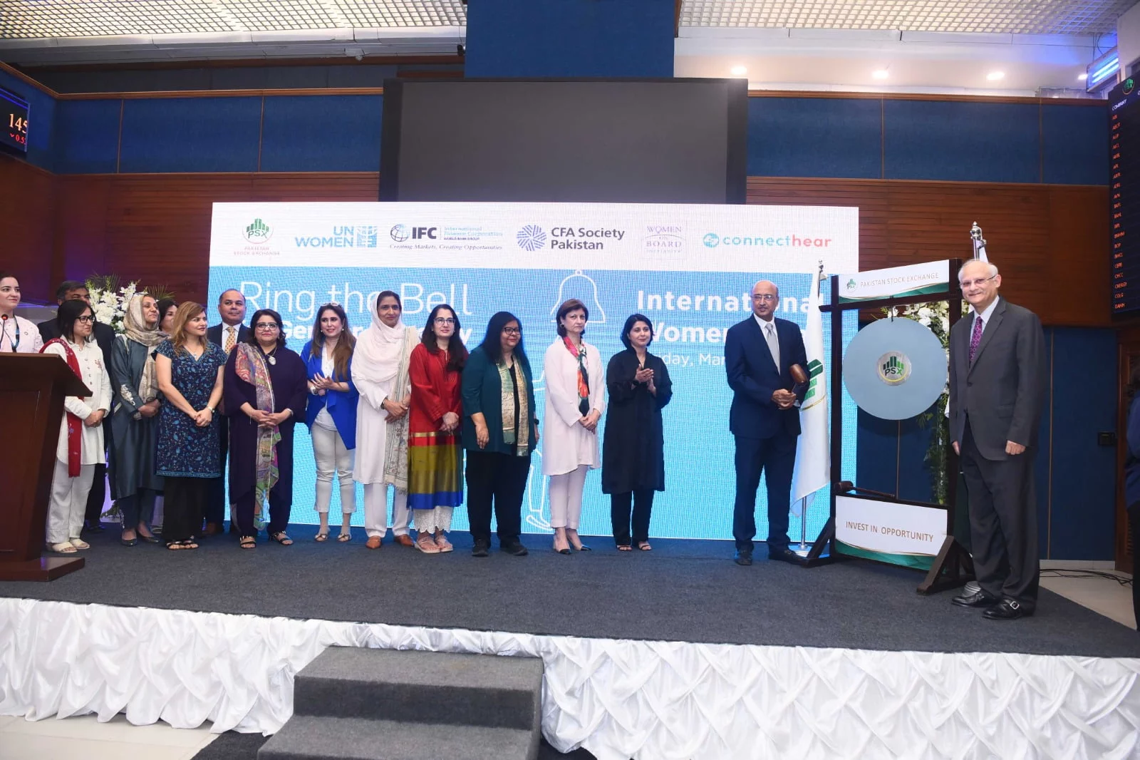 PSX Celebrates International Women’s Day with Gong Ceremony