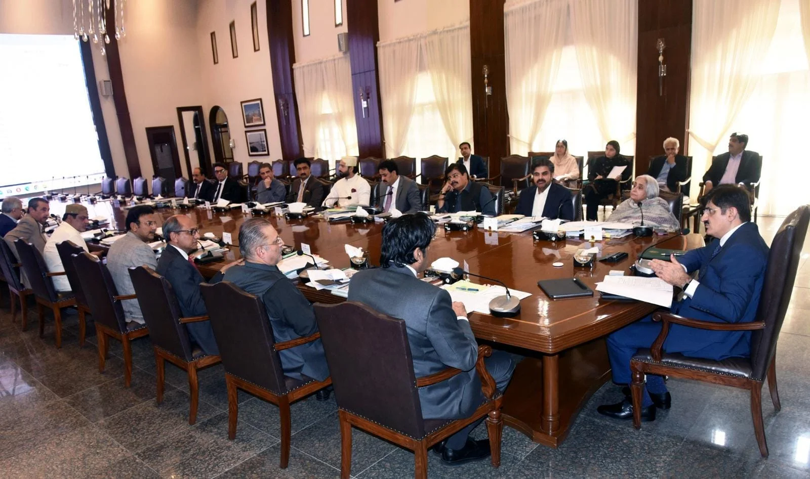 Sindh cabinet lifts ban on govt jobs, greenlights big projects