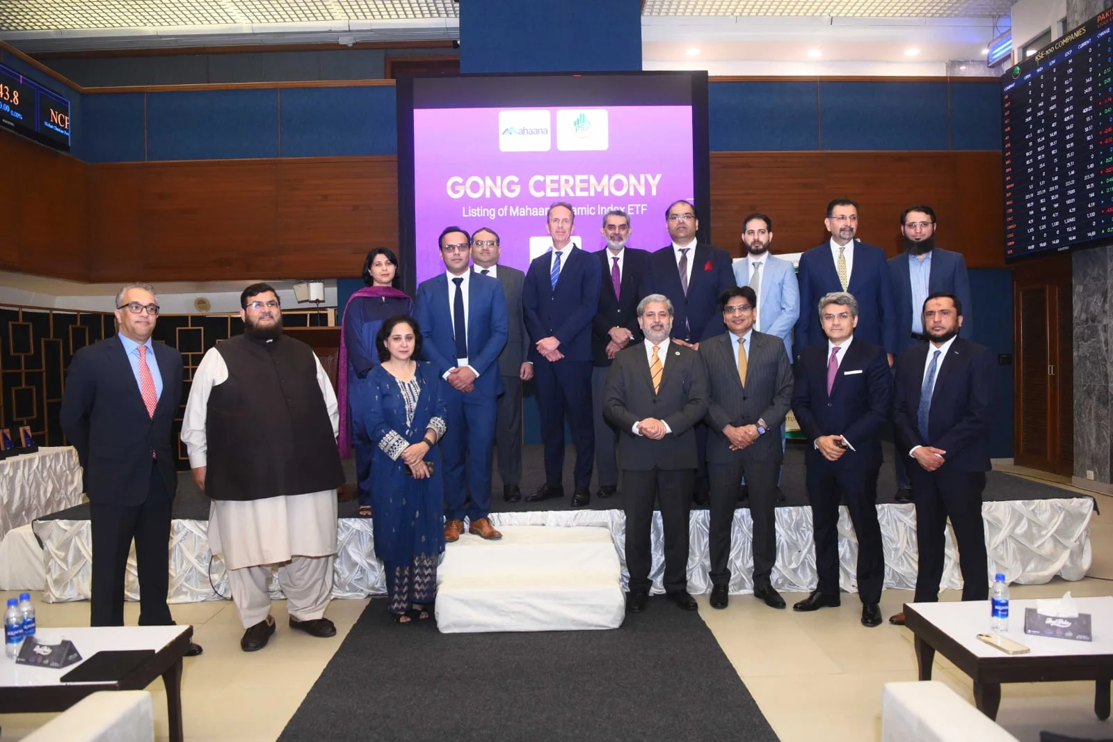 Mahaana Islamic Index ETF Listed at PSX in Gong Ceremony
