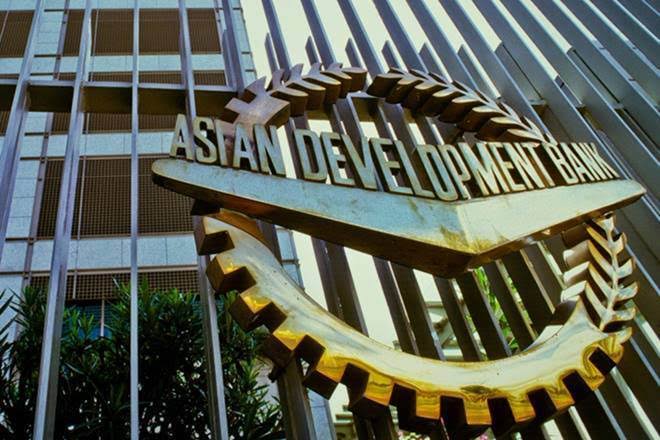 ADB Warns of Uncertain Outlook for Pakistan, Urges Reforms for Economic Recovery