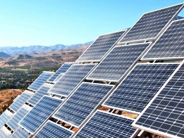 Pakistan Signs $200 Million Deal with Chinese Firm for Solar Power Transformation