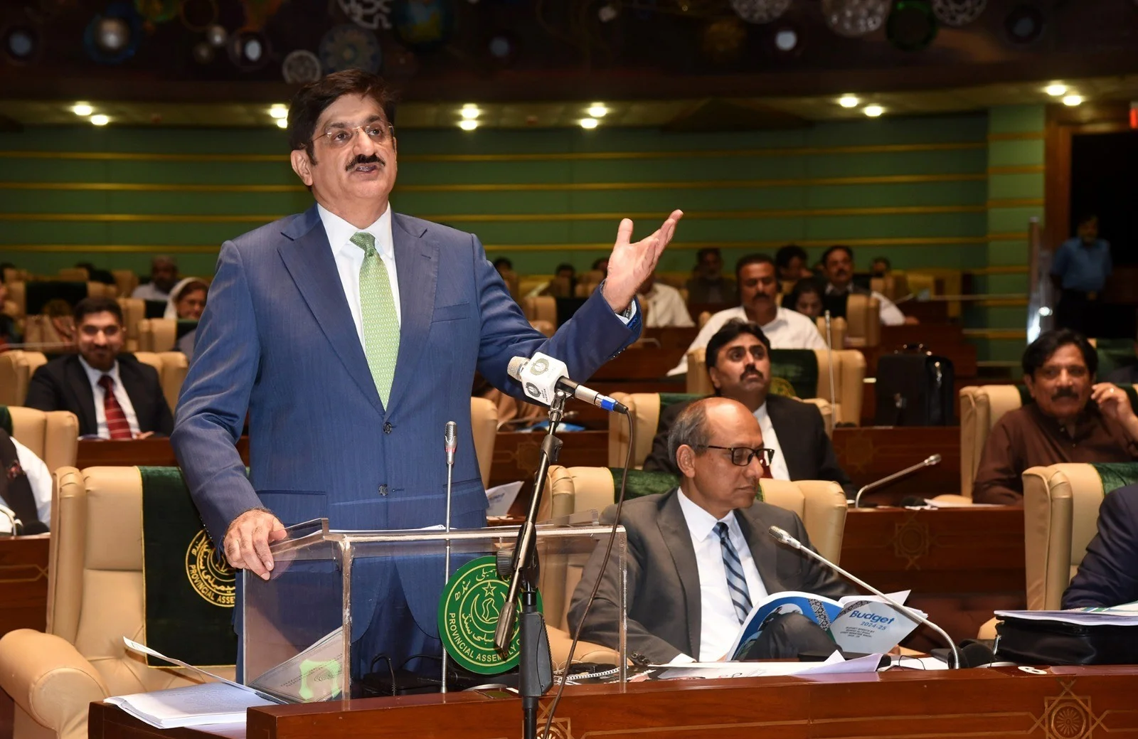 Sindh Unveils Rs3 Trillion Budget, Prioritizes Development