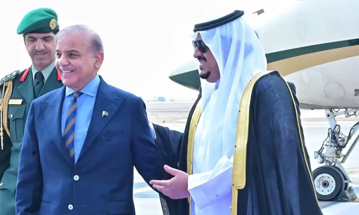 PM Shehbaz Sharif Arrives in Riyadh for Future Investment Initiative Summit