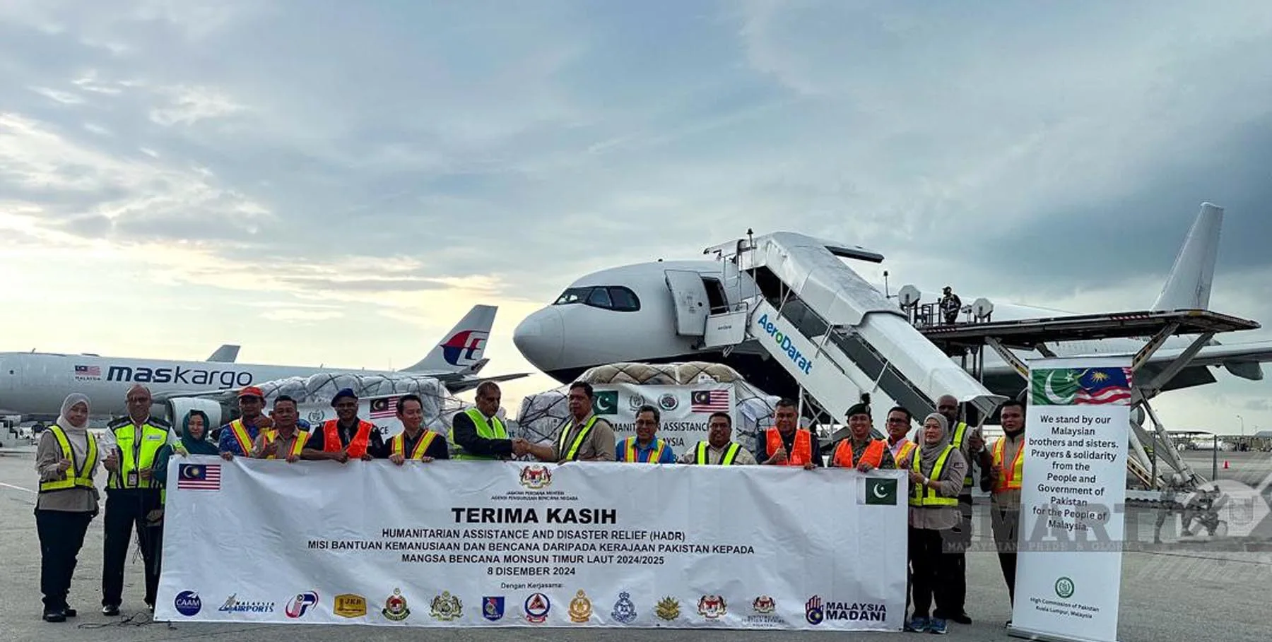 Pakistan Sends 40 Tons of Humanitarian Aid to Flood-Hit Malaysia