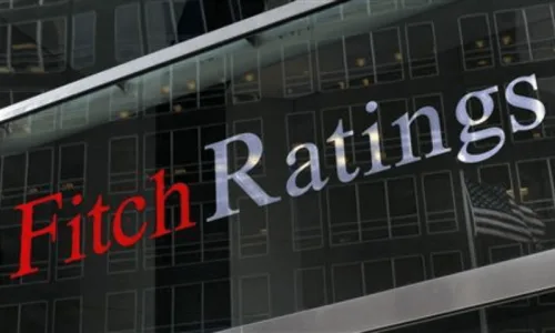 Fitch Acknowledges Pakistan’s Economic Progress, Flags External Financing Risks