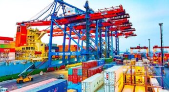 Customs fee waiver dispute threatens nationwide trade shutdown