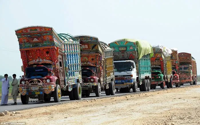 Transport Associations Threaten Nationwide Highway Blockade Over Load Axle Rules