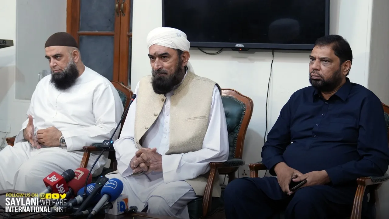 Saylani chief honors PAF heroes with Rs 5 million