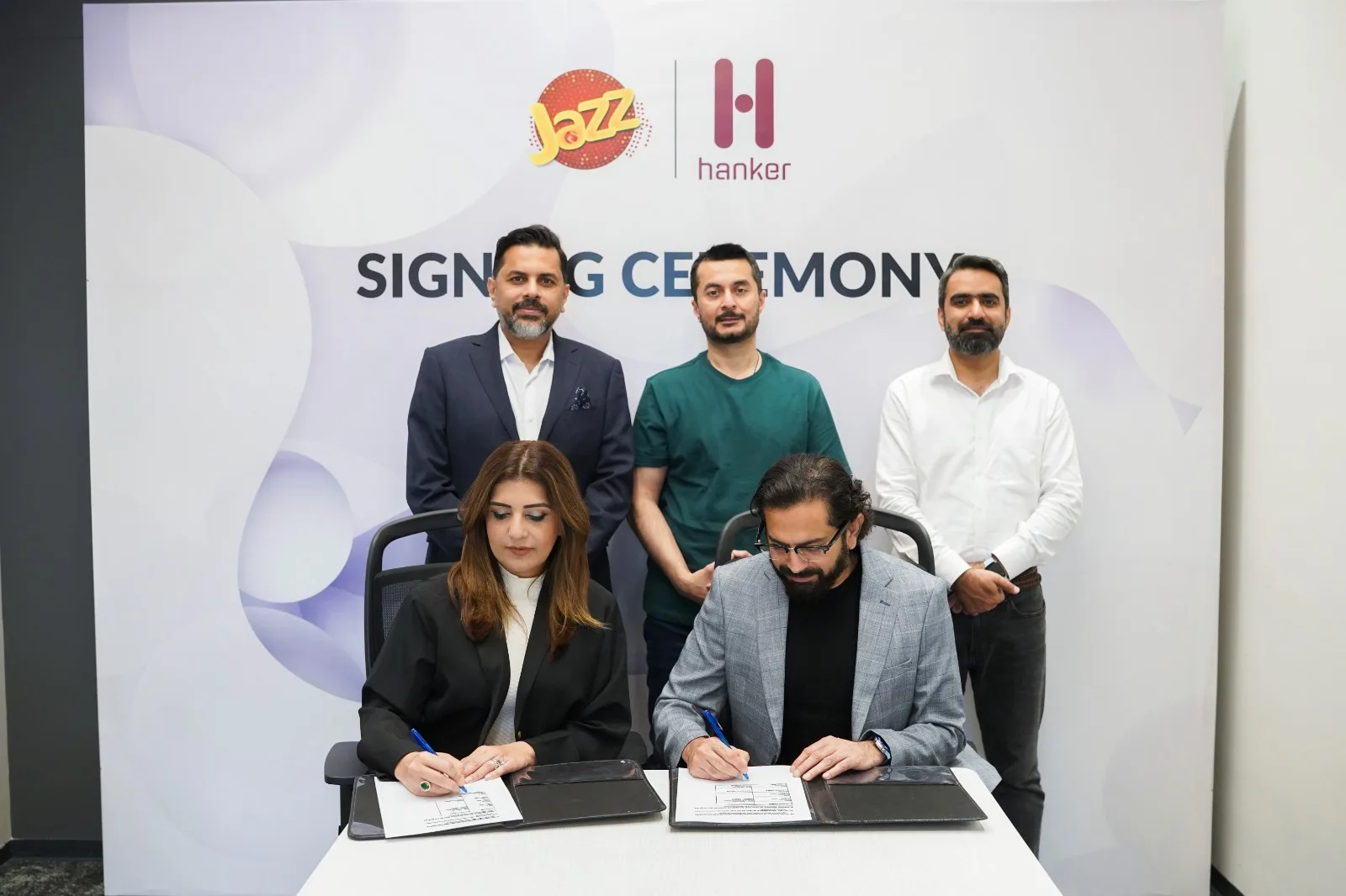 Jazz to Elevate Fashion & Lifestyle Industry with Zarr – A Digital Fashion Marketplace