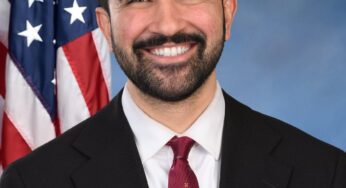 Muslim Socialist Zohran Mamdani Poised to Win NYC Mayoral Primary