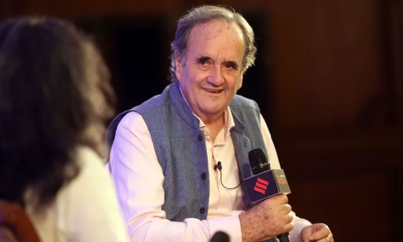 Legendary BBC Journalist Sir Mark Tully Passes Away at 90, Leaving an Enduring Legacy in India Reporting