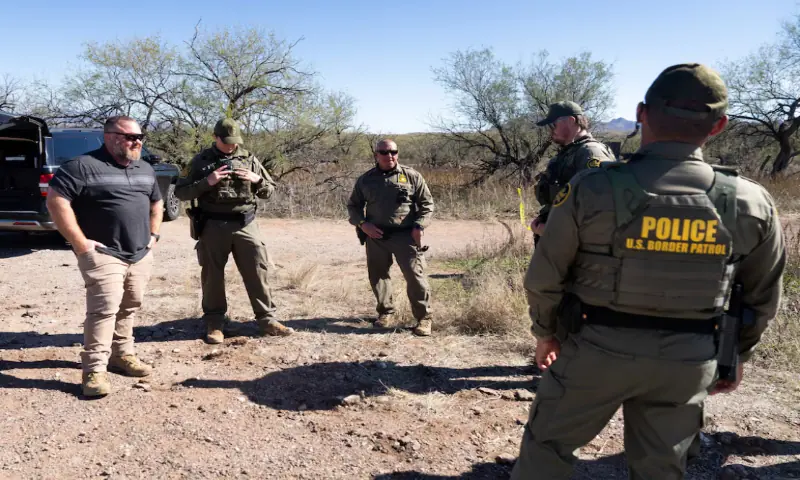 Border Agent Stands Off with Armed Human Trafficker Escaped from Detention