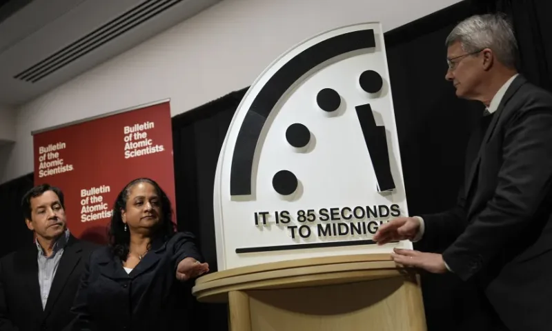 Scientists Push Doomsday Clock Closer Than Ever: What It Means for Our Future