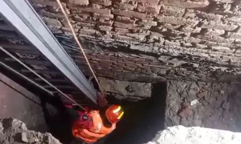 Punjab Chief Minister Orders Arrests After Mother and Daughter Die in Open Manhole Accident