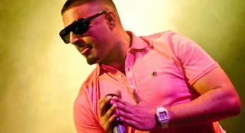 Dutch-Pakistani Singer Imran Khan Takes Homecoming Solo Show to Karachi