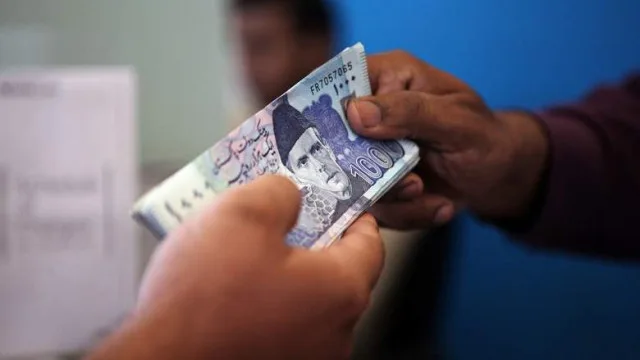 Perceived Corruption Sky-high in Pakistan, Few Experience It Firsthand