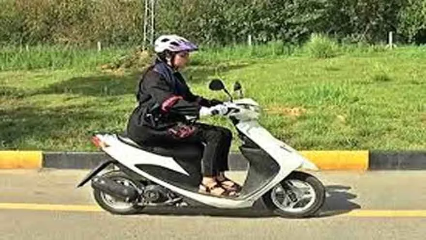 Iran Grants Women Official Permission to Ride Motorcycles and Obtain Driving Licenses