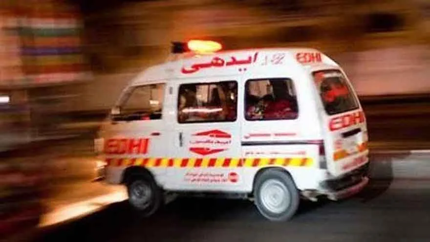 Crash near Kathore on Karachi Super Highway kills 12
