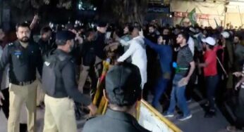Karachi Police use force to halt Jamaat-e-Islami march toward Sindh Assembly