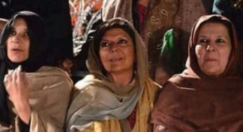 Imran Khan’s Sisters Hold Press Conference Amid Protests in Pakistan