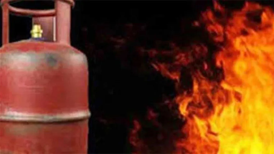 One Killed, Several Injured in Phool Nagar Blast Caused by Gas Leak