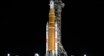 NASA Prepares Artemis II for Launch with Full Rocket Fueling