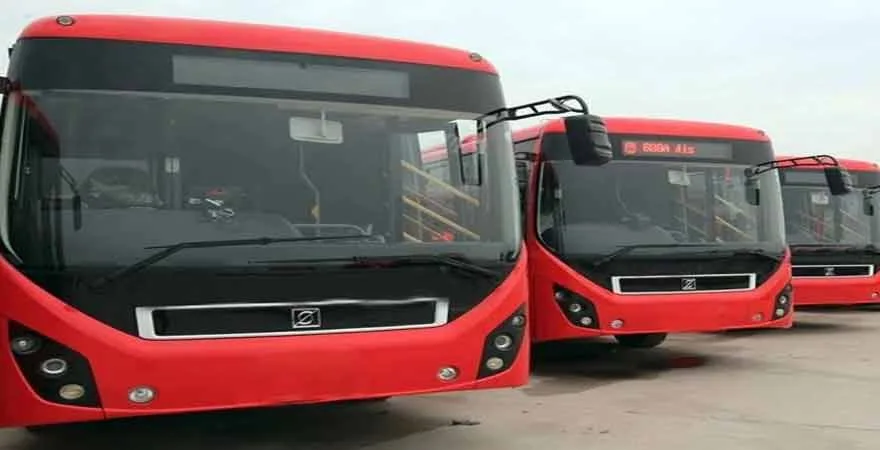 Sindh Govt Introduces More Buses in Karachi for Improved Public Transport
