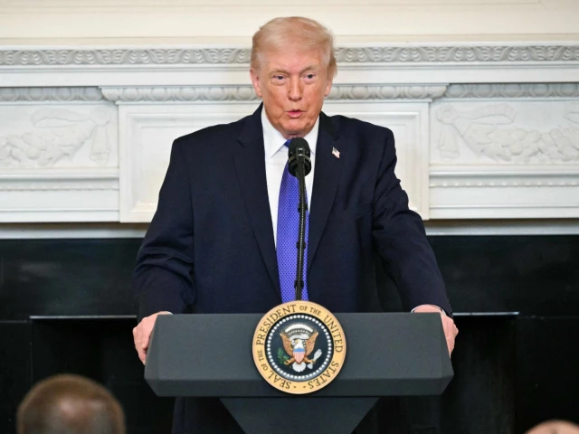 Trump Plans Hospital Ship for Greenland | Louisiana Governor Involved