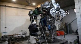 Pakistani sculptor crafts colossal metal artworks from scrap