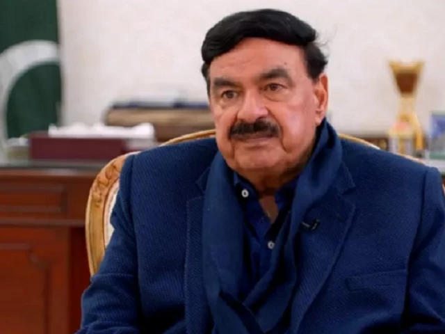 Lahore High Court raises legal and constitutional questions on Rashid’s Umrah case