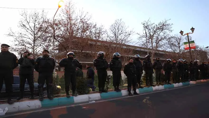 UK withdraws staff from Iran due to security concerns