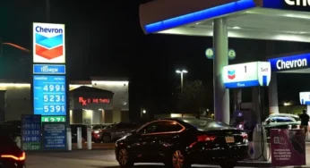 Energy prices soar, stocks tumble amid Iran tensions