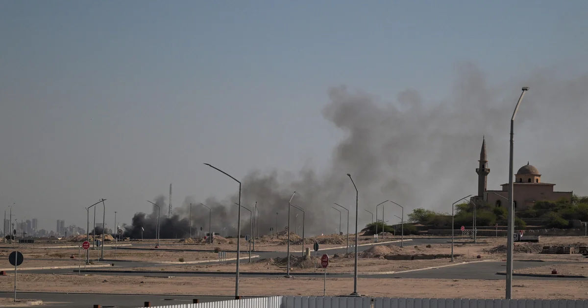 Americans Evacuating Middle East Frustrated by Government Response