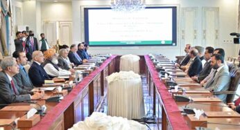 PM Sharif briefs leaders on regional tensions in private session