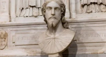 Michelangelo Bust Rediscovered after 200 Years of Obscurity