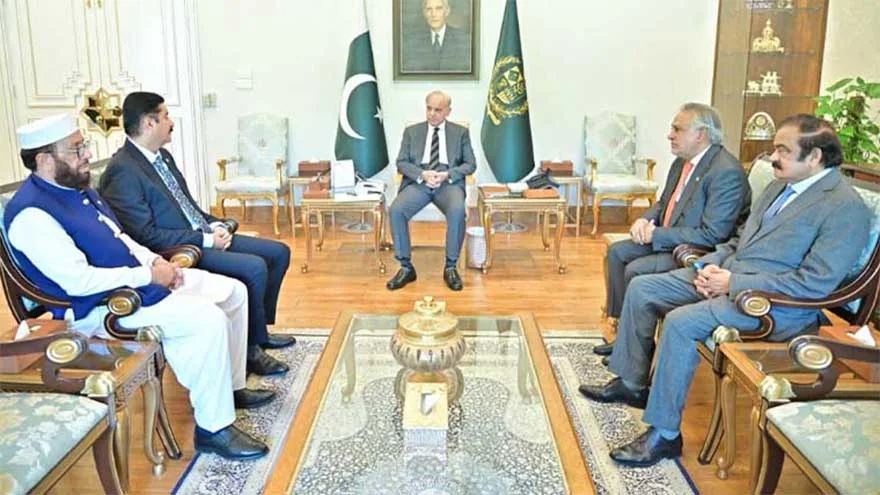 KPN Governor Meets PM Shehbaz Sharif in Islamabad