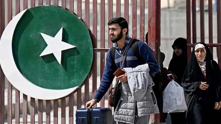42 Pakistani citizens return from Iran amid regional tensions