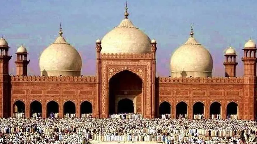 Political Leaders Celebrate Eid-ul-Fitr in Homes Nationwide Amid Festivities