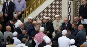 Australian Mosque Protesters Clash with PM Albanese Over Israel’s Gaza Offensive
