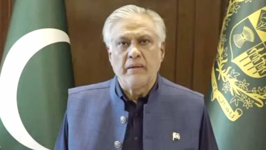 Dar Vows Strong Defense of Borders on Pakistan Day