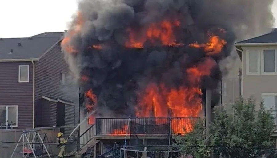 Calgary Fire Destroys Multiple Units After Early Morning Explosion in Highland Park
