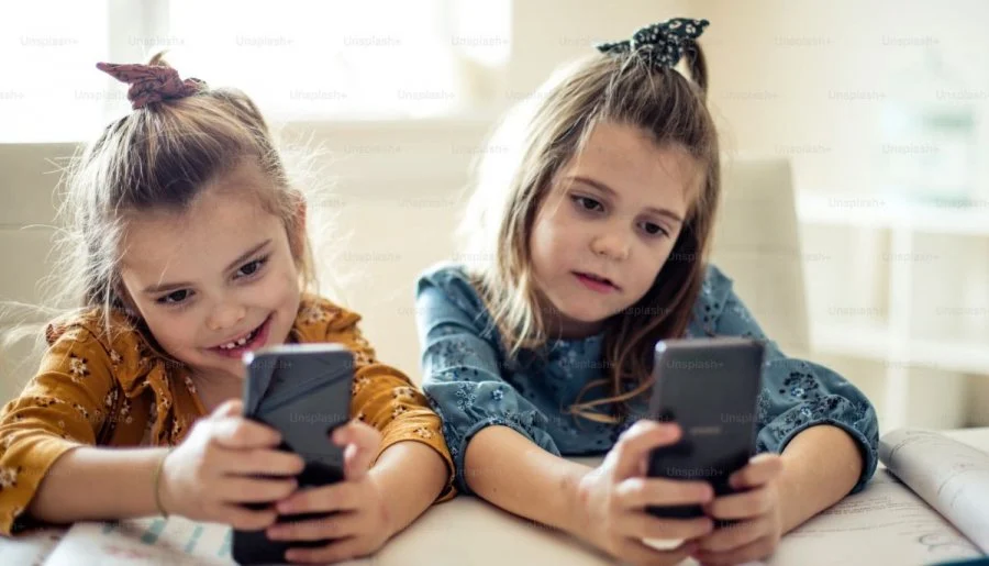 UK Government Limits Screen Time for Under-Five Children