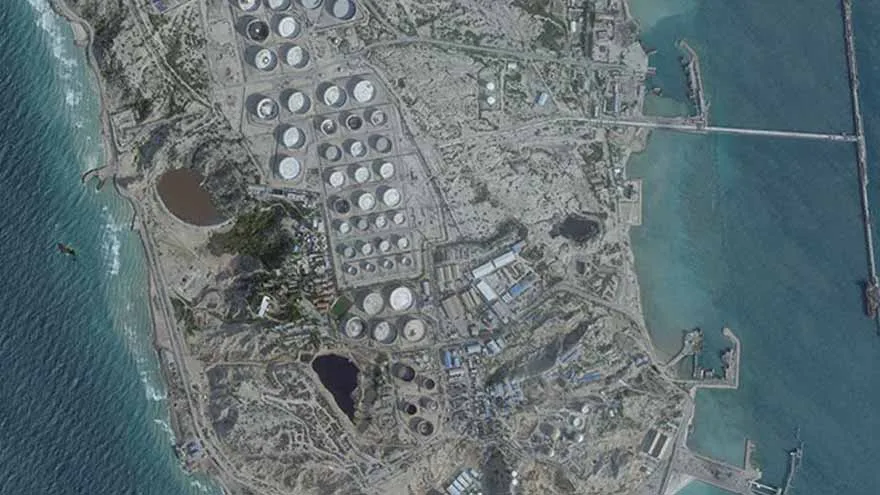 Trump Threatens Iran’s Kharg Island Over Oil Exports