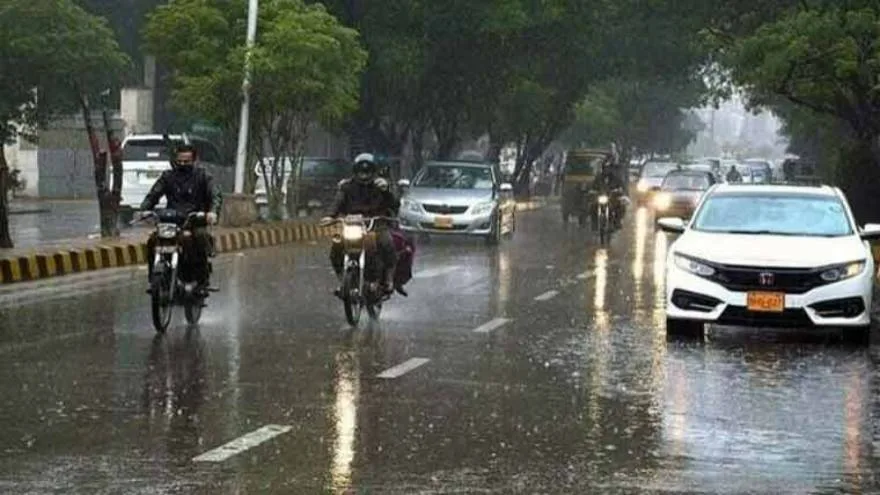 Rain Hail Bring Pleasant Weather to Lahore Areas