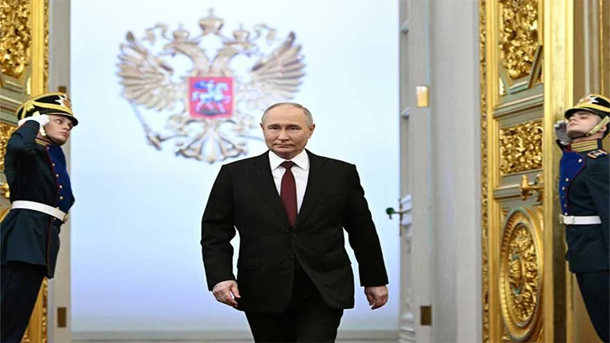 Putin Shapes Global Politics Amid Post-Soviet Turmoil