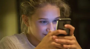 Blue Light Impact on Sleep Less Significant Than Thought