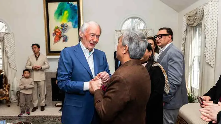 US Senator Ed Markey Honors WorldBoston’s Peace Efforts in Middle East